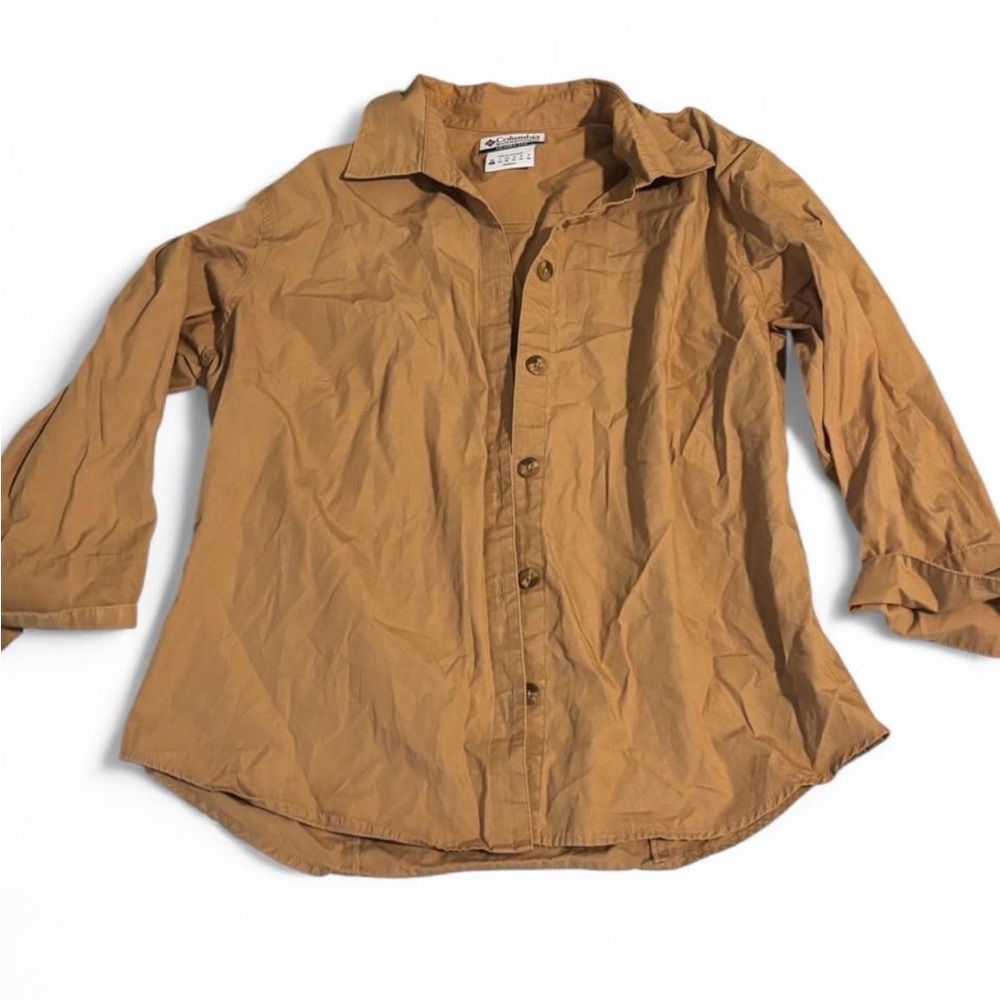 Lightweight Button-Up